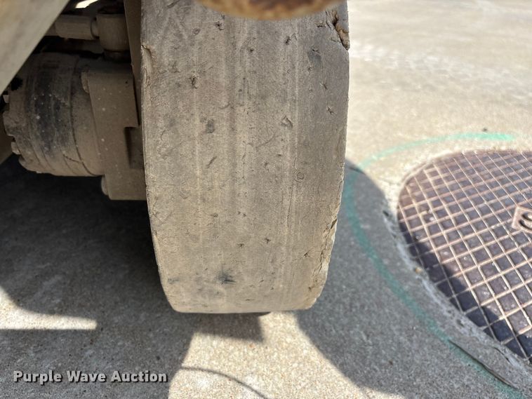 image for item EO4005 MEC 2033ES scissor lift