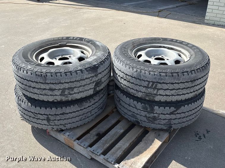 image for item EO4007 (4) wheels and tires