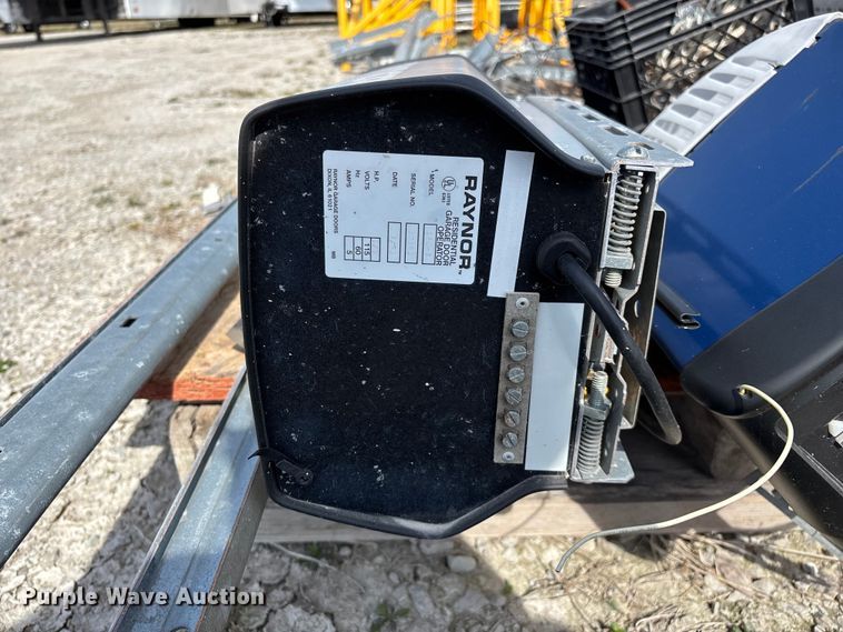 image for item EO4009 Garage door parts 