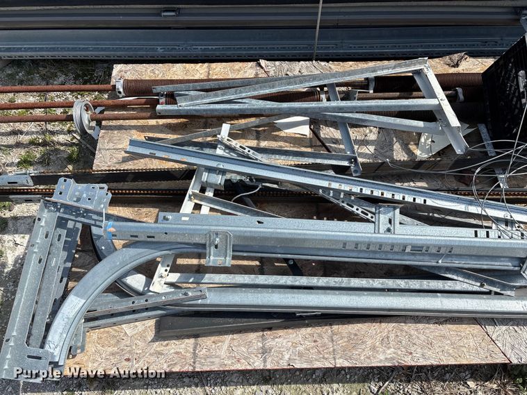 image for item EO4009 Garage door parts 