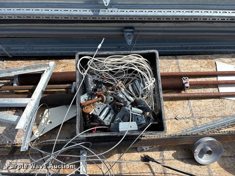 image for item EO4009 Garage door parts 