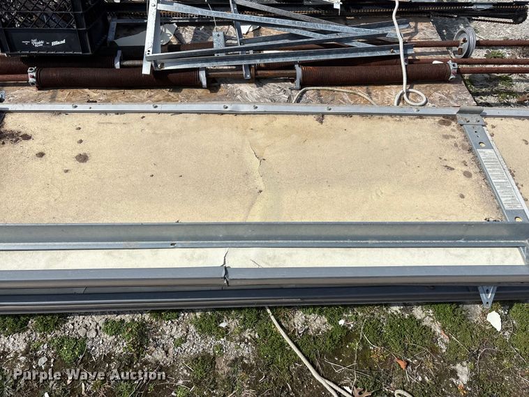 image for item EO4009 Garage door parts 