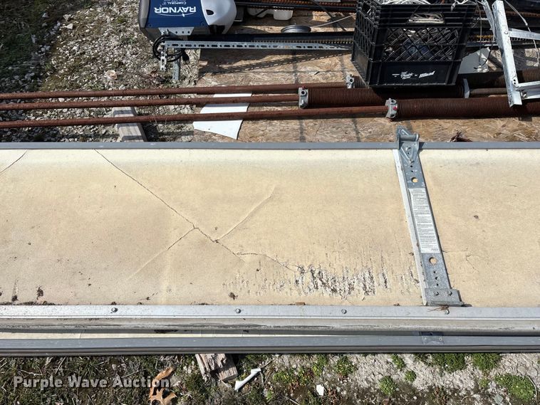 image for item EO4009 Garage door parts 