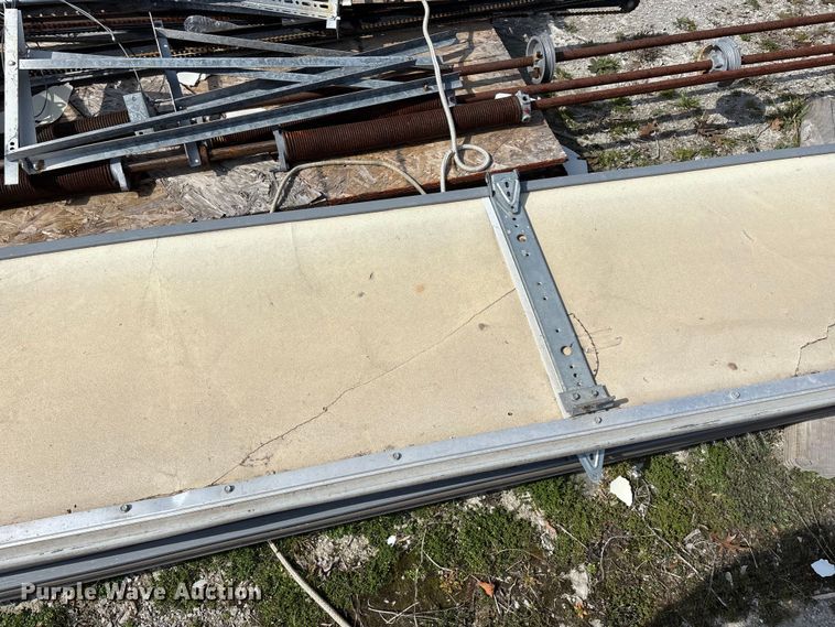 image for item EO4009 Garage door parts 