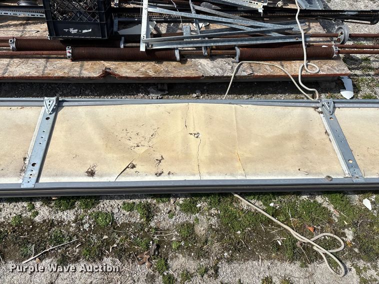 image for item EO4009 Garage door parts 