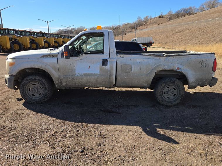 image for item ES2963 2012 Ford F250 Super Duty pickup truck