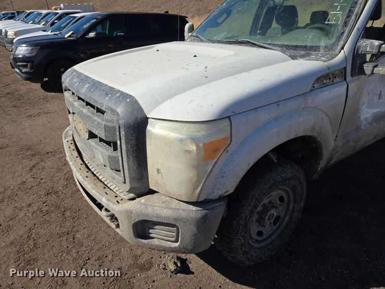 image for item ES2963 2012 Ford F250 Super Duty pickup truck