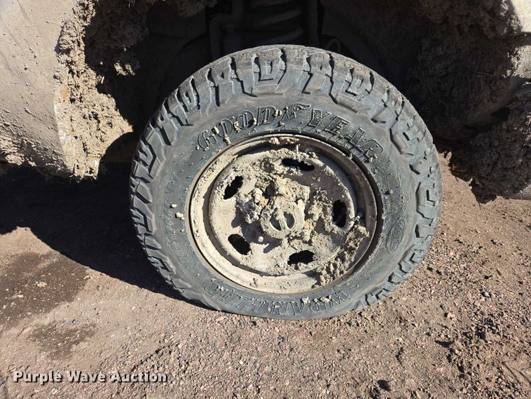 image for item ES2963 2012 Ford F250 Super Duty pickup truck