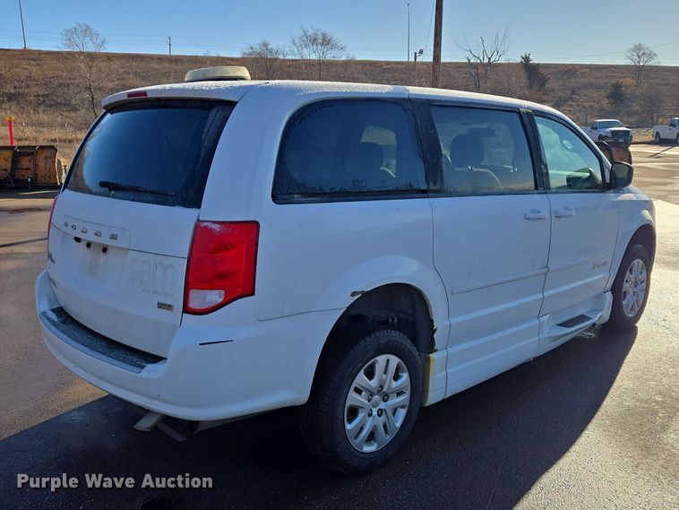 image for item ES2964 2014 Dodge Grand Caravan handicap accessible van