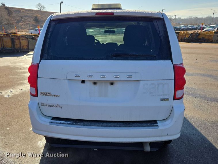 image for item ES2964 2014 Dodge Grand Caravan handicap accessible van