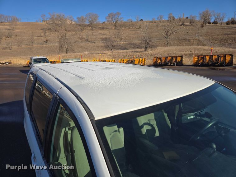 image for item ES2964 2014 Dodge Grand Caravan handicap accessible van