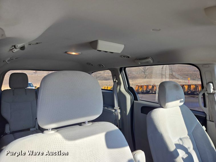 image for item ES2964 2014 Dodge Grand Caravan handicap accessible van