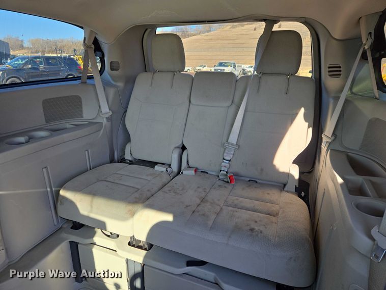 image for item ES2964 2014 Dodge Grand Caravan handicap accessible van