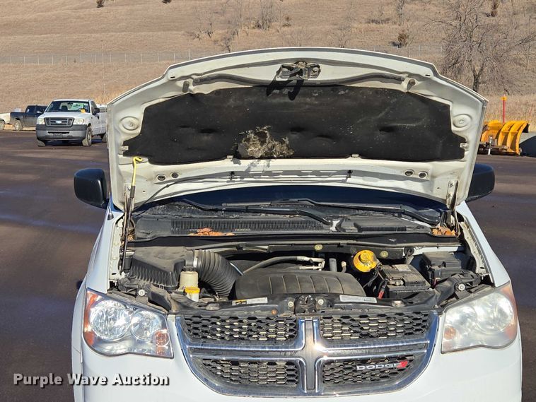 image for item ES2964 2014 Dodge Grand Caravan handicap accessible van