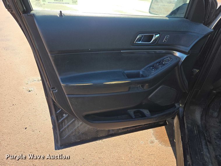 image for item ES2965 2018 Ford Explorer Police Interceptor SUV