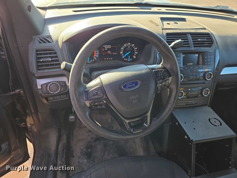 image for item ES2965 2018 Ford Explorer Police Interceptor SUV