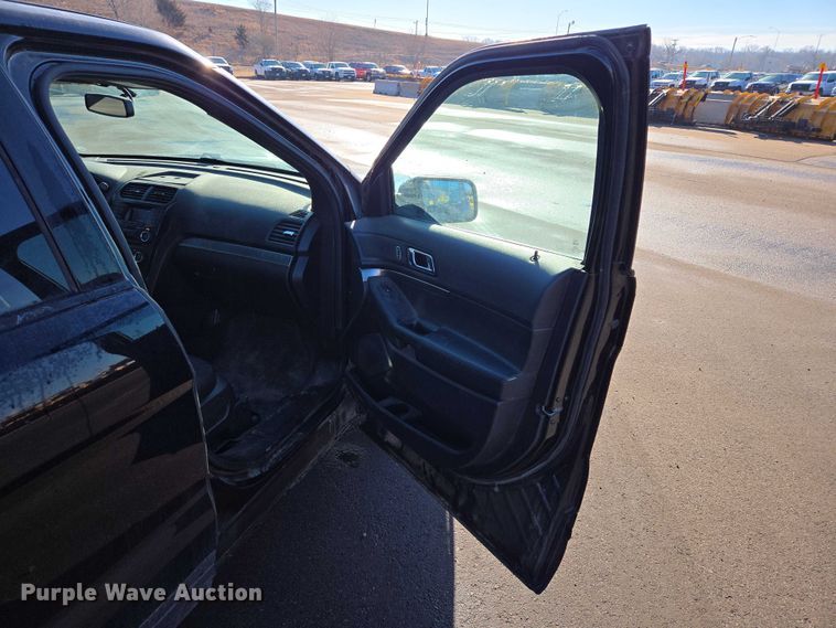 image for item ES2965 2018 Ford Explorer Police Interceptor SUV