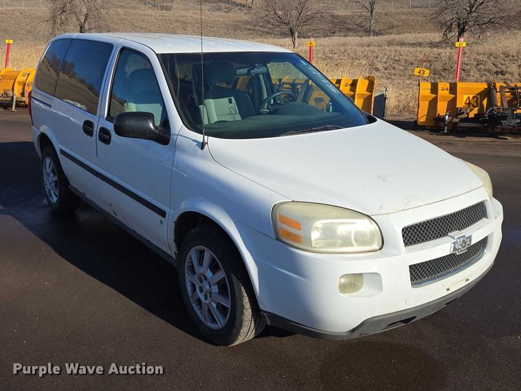 image for item ES2966 2008 Chevrolet Uplander van