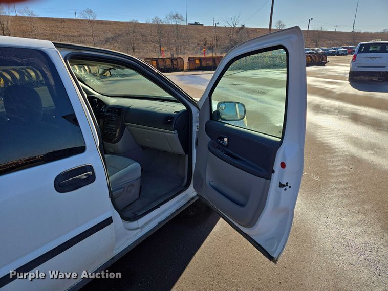 image for item ES2966 2008 Chevrolet Uplander van