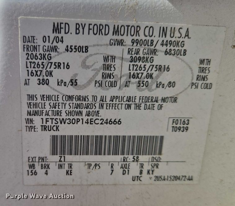 image for item ES2970 2004 Ford F350 Super Duty Crew Cab pickup truck