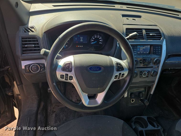 image for item ES2971 2013 Ford Explorer Police Interceptor SUV