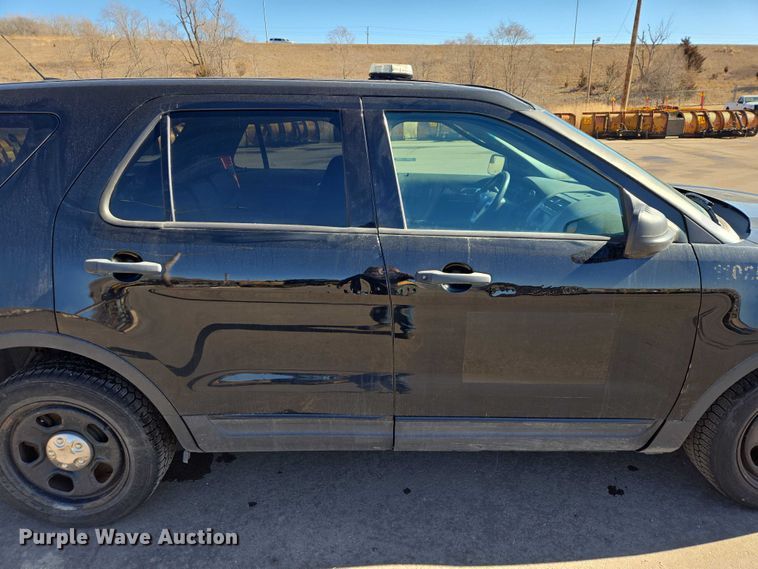 image for item ES2971 2013 Ford Explorer Police Interceptor SUV