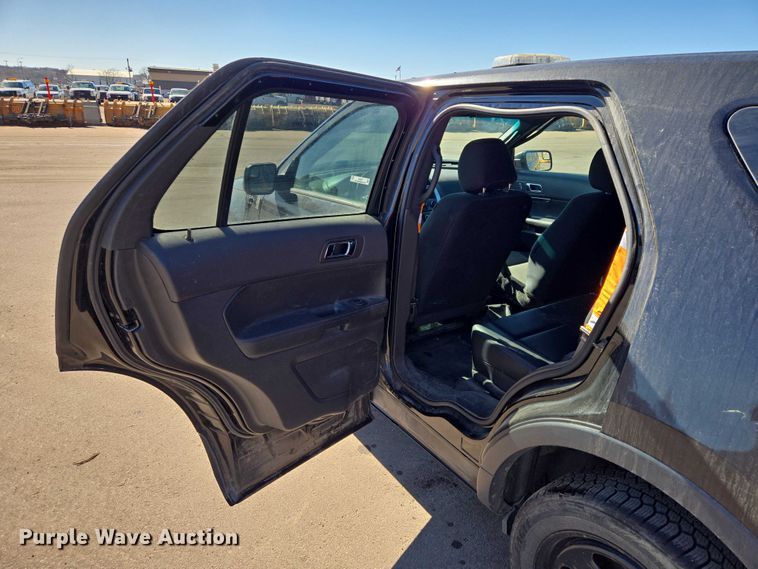 image for item ES2971 2013 Ford Explorer Police Interceptor SUV