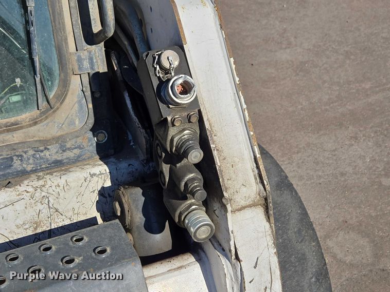 image for item ES2972 2008 Bobcat S160 skid steer loader