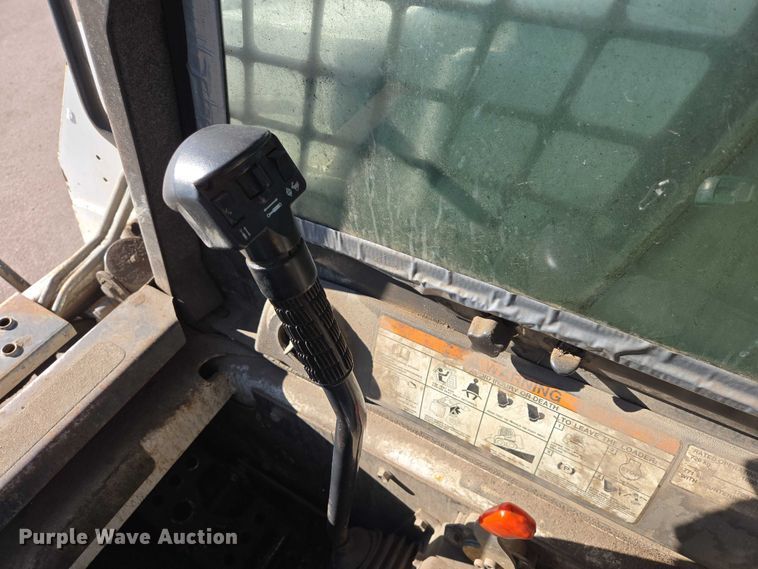 image for item ES2972 2008 Bobcat S160 skid steer loader