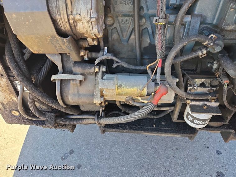 image for item ES2972 2008 Bobcat S160 skid steer loader