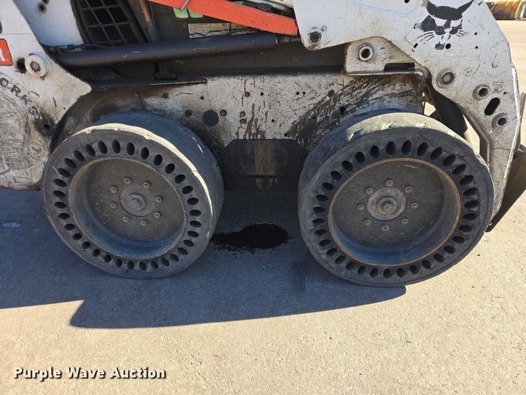 image for item ES2972 2008 Bobcat S160 skid steer loader