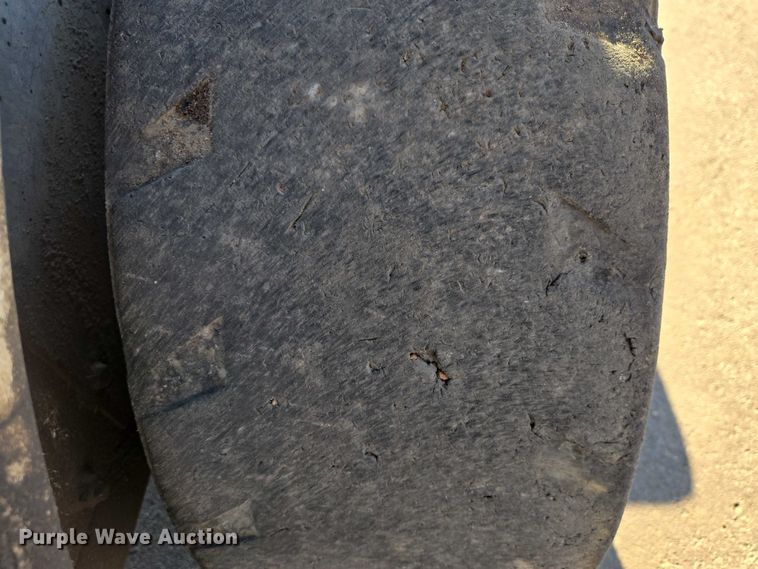 image for item ES2972 2008 Bobcat S160 skid steer loader