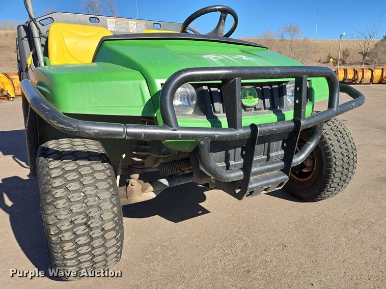 image for item ES2975 2015 John Deere TX Gator utility vehicle
