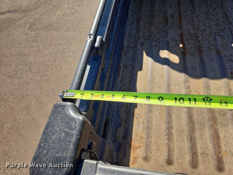 image for item ES2975 2015 John Deere TX Gator utility vehicle