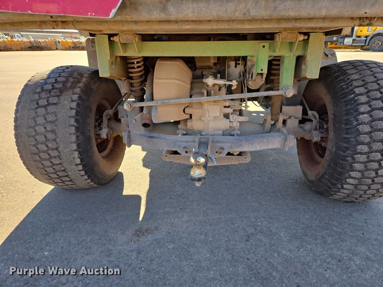 image for item ES2975 2015 John Deere TX Gator utility vehicle