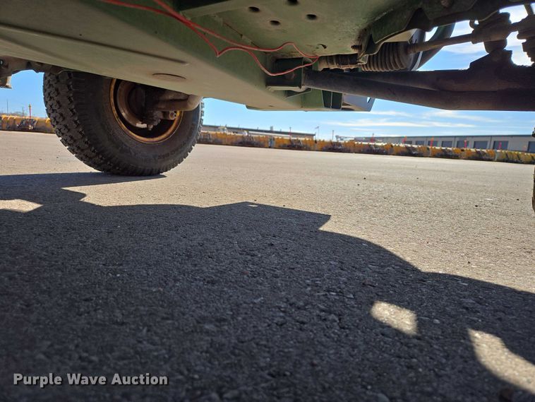 image for item ES2975 2015 John Deere TX Gator utility vehicle