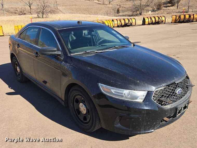 image for item ES2976 2016 Ford Taurus Police Interceptor 