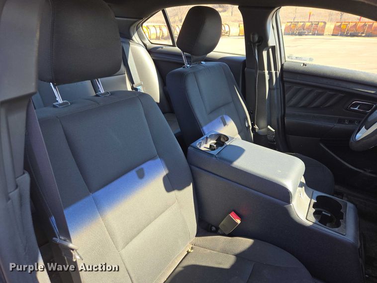 image for item ES2976 2016 Ford Taurus Police Interceptor 