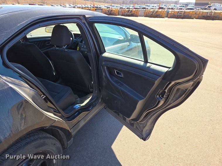 image for item ES2976 2016 Ford Taurus Police Interceptor 