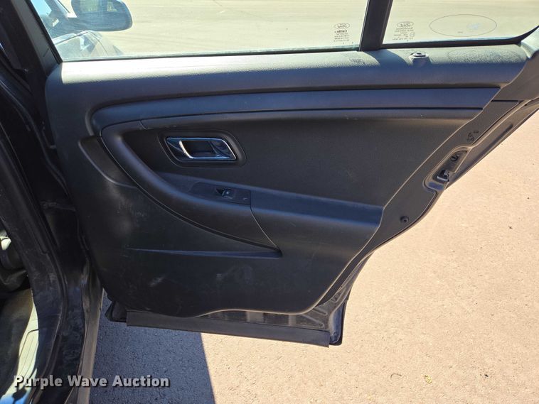 image for item ES2976 2016 Ford Taurus Police Interceptor 