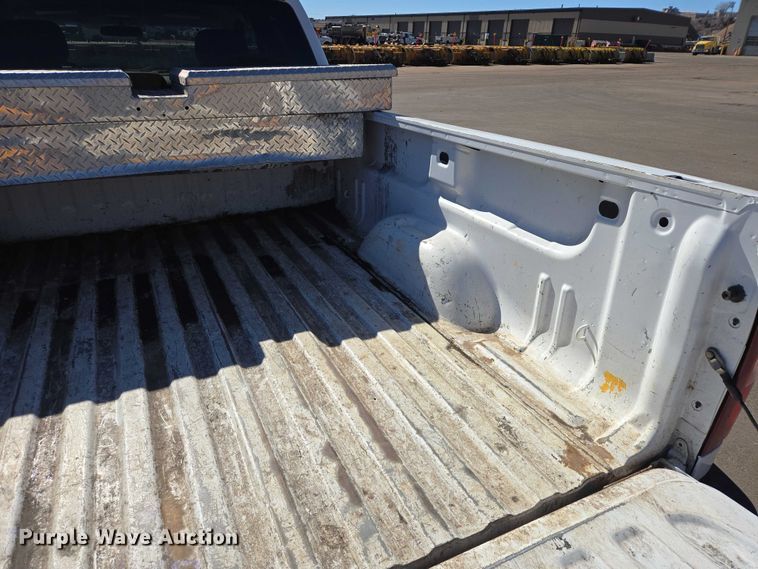 image for item ES2978 2011 Chevrolet Silverado 1500 Ext. Cab pickup truck