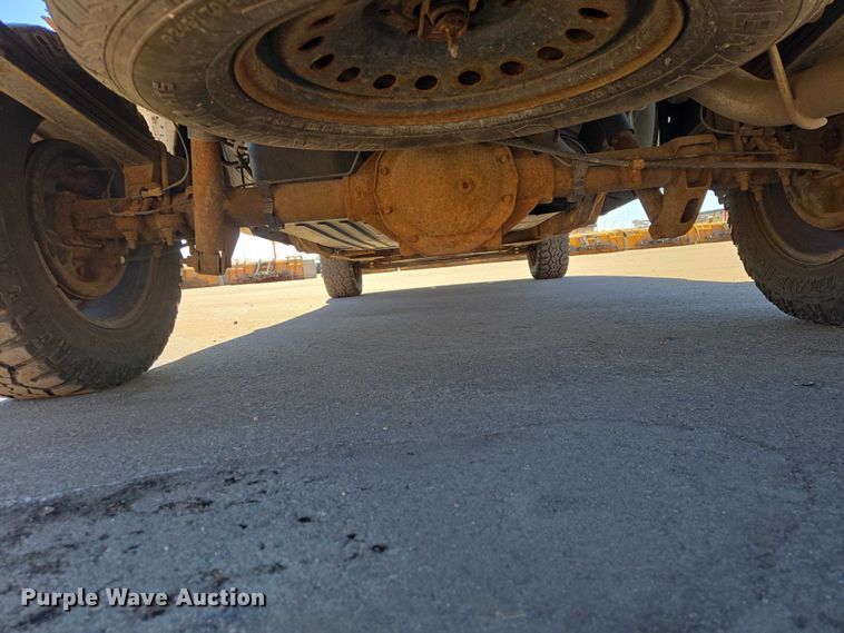 image for item ES2978 2011 Chevrolet Silverado 1500 Ext. Cab pickup truck