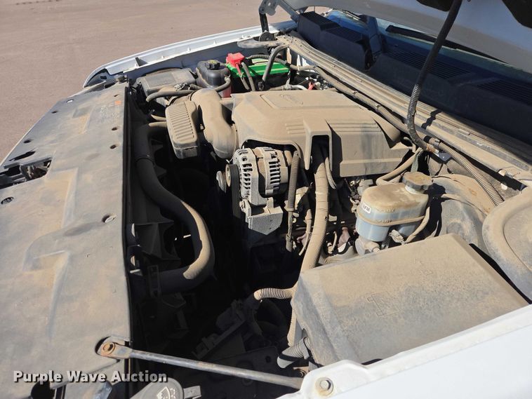 image for item ES2978 2011 Chevrolet Silverado 1500 Ext. Cab pickup truck