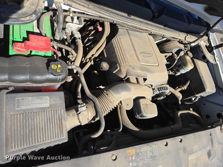 image for item ES2978 2011 Chevrolet Silverado 1500 Ext. Cab pickup truck