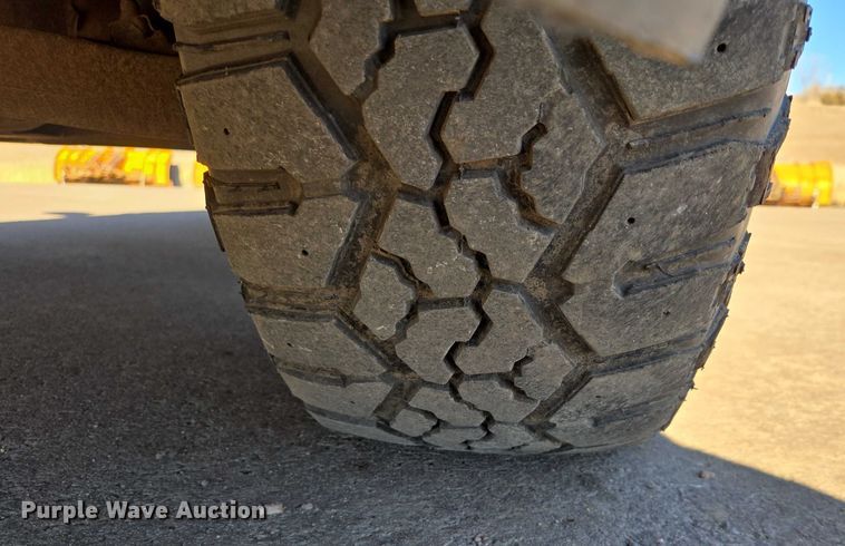 image for item ES2978 2011 Chevrolet Silverado 1500 Ext. Cab pickup truck