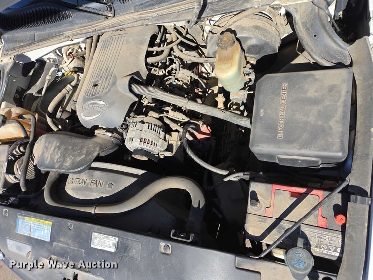 image for item ES2979 2001 Chevrolet Silverado 1500 pickup truck