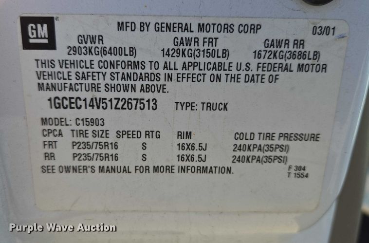 image for item ES2979 2001 Chevrolet Silverado 1500 pickup truck