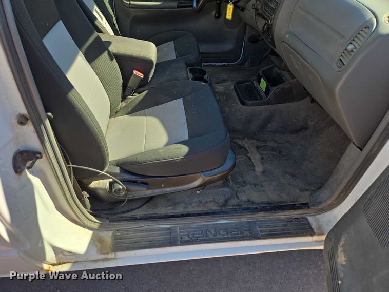 image for item ES2980 2009 Ford Ranger Ext. Cab pickup truck