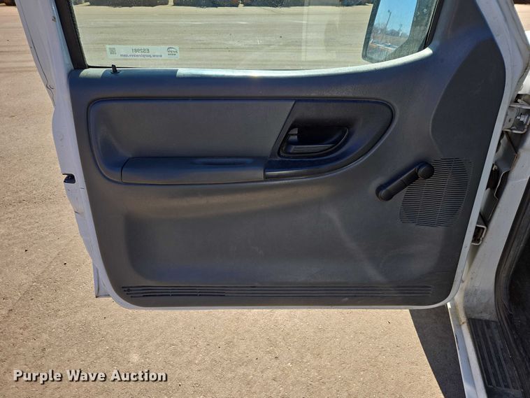 image for item ES2981 2007 Ford Ranger Ext. Cab pickup truck