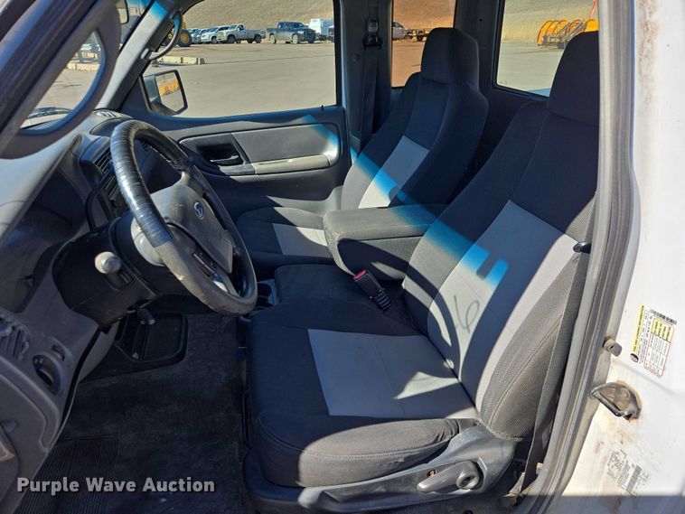 image for item ES2981 2007 Ford Ranger Ext. Cab pickup truck